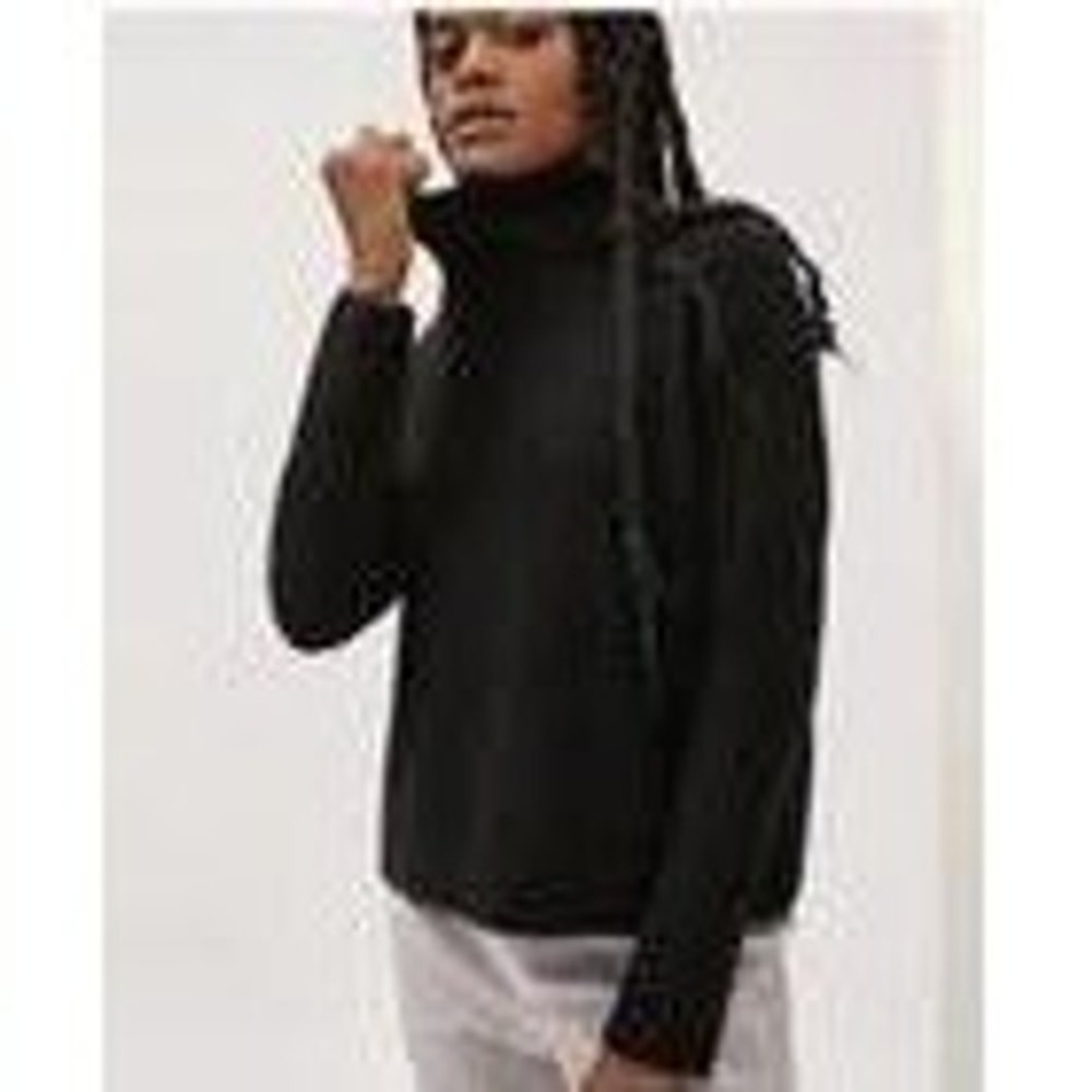 Everlane Cashmere Turtleneck Sweater Small Black Minimalist Luxury Soft Preppy
